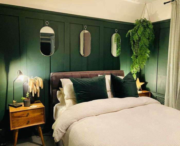 Dark green bedroom decor ideas